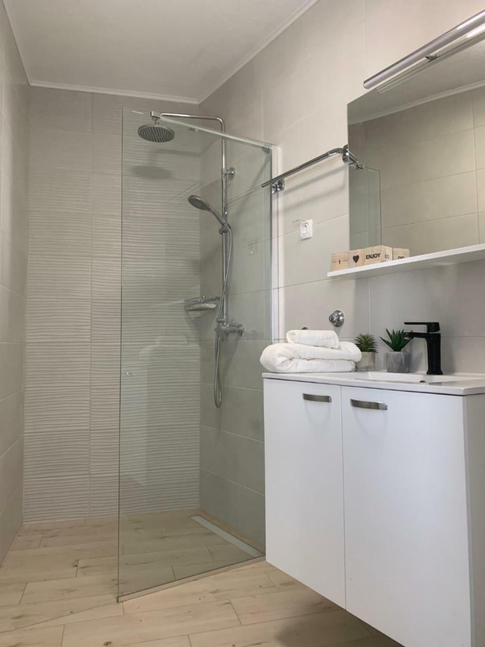 Modern Apartments Day شيبينيك المظهر الخارجي الصورة