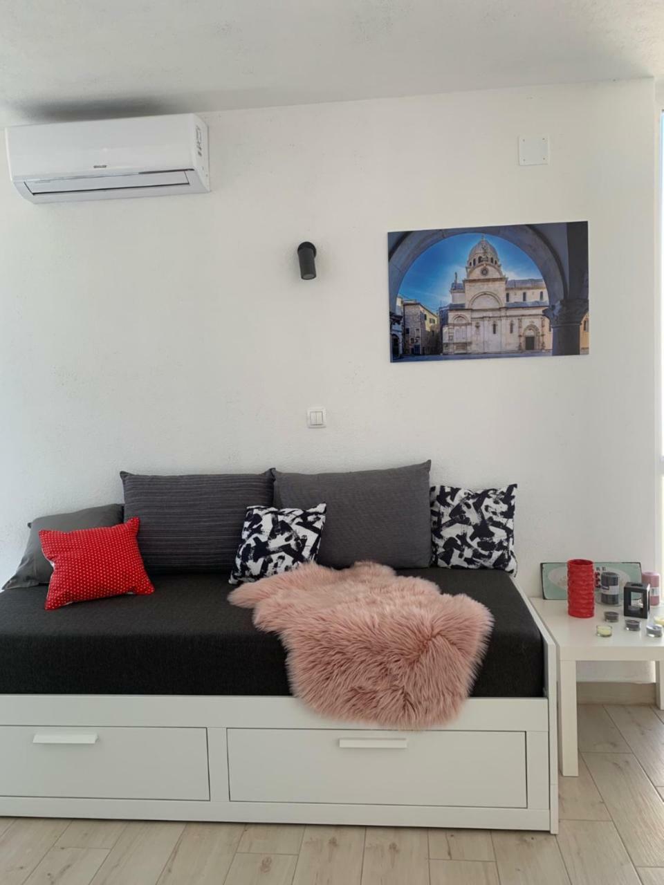 Modern Apartments Day شيبينيك المظهر الخارجي الصورة